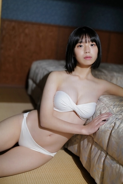菊地姫奈水着画像