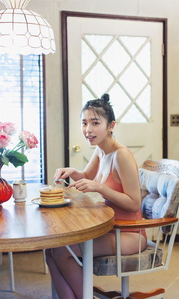 菊地姫奈水着画像