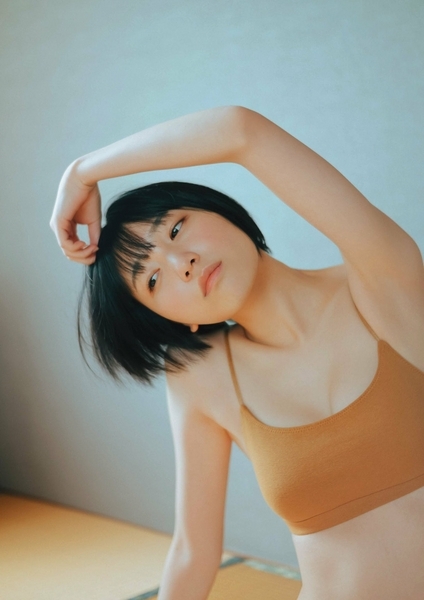 船井美玖水着画像