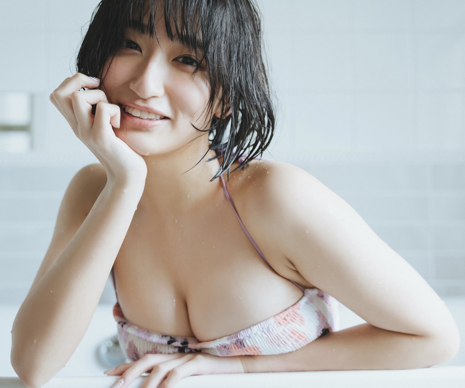 水野瞳水着画像