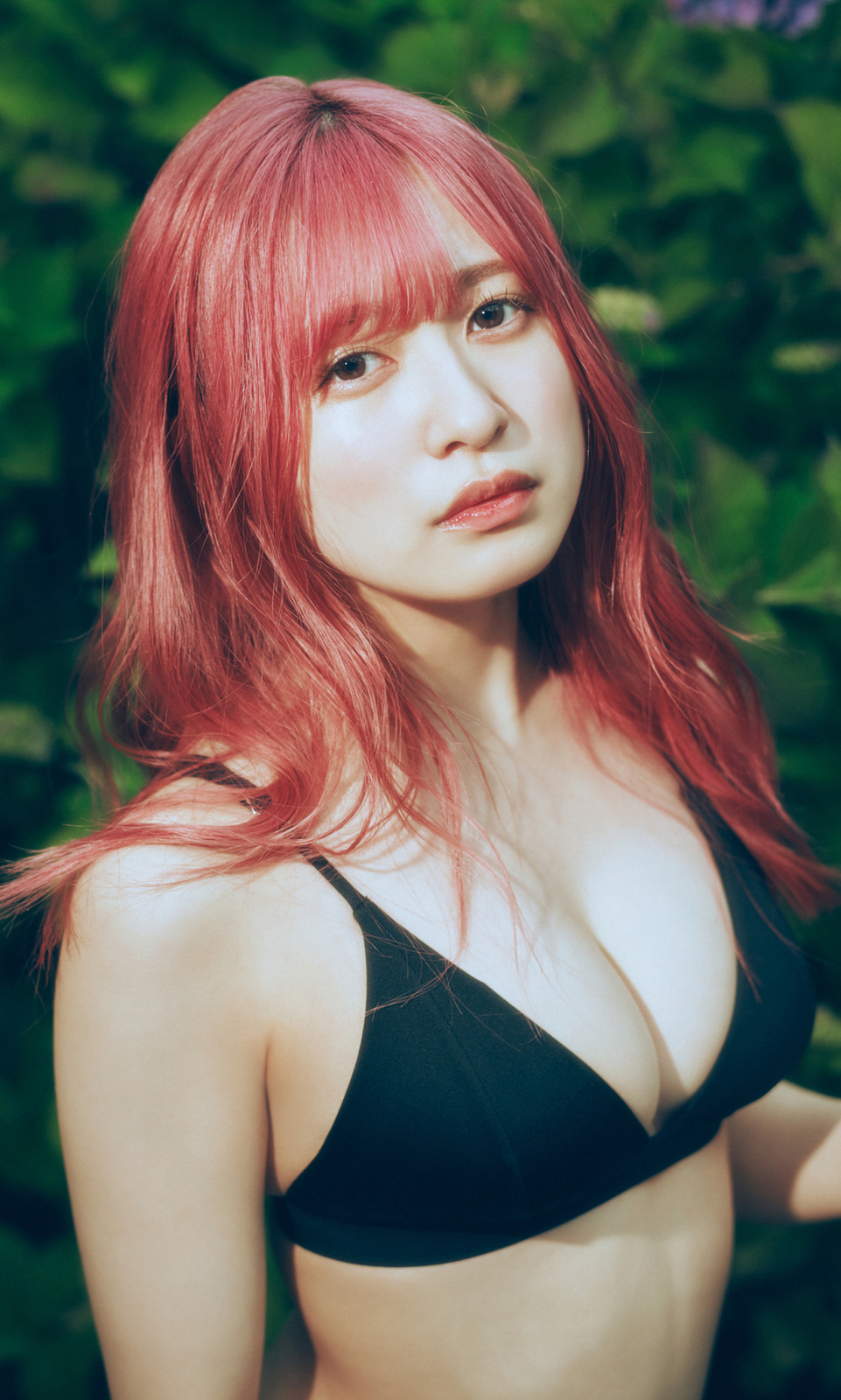 早川渚紗水着画像