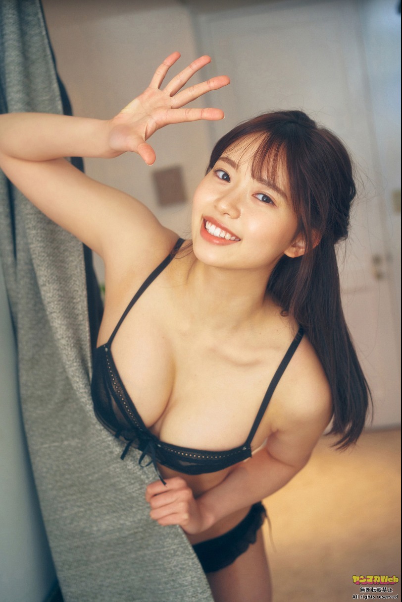 新川日菜水着画像