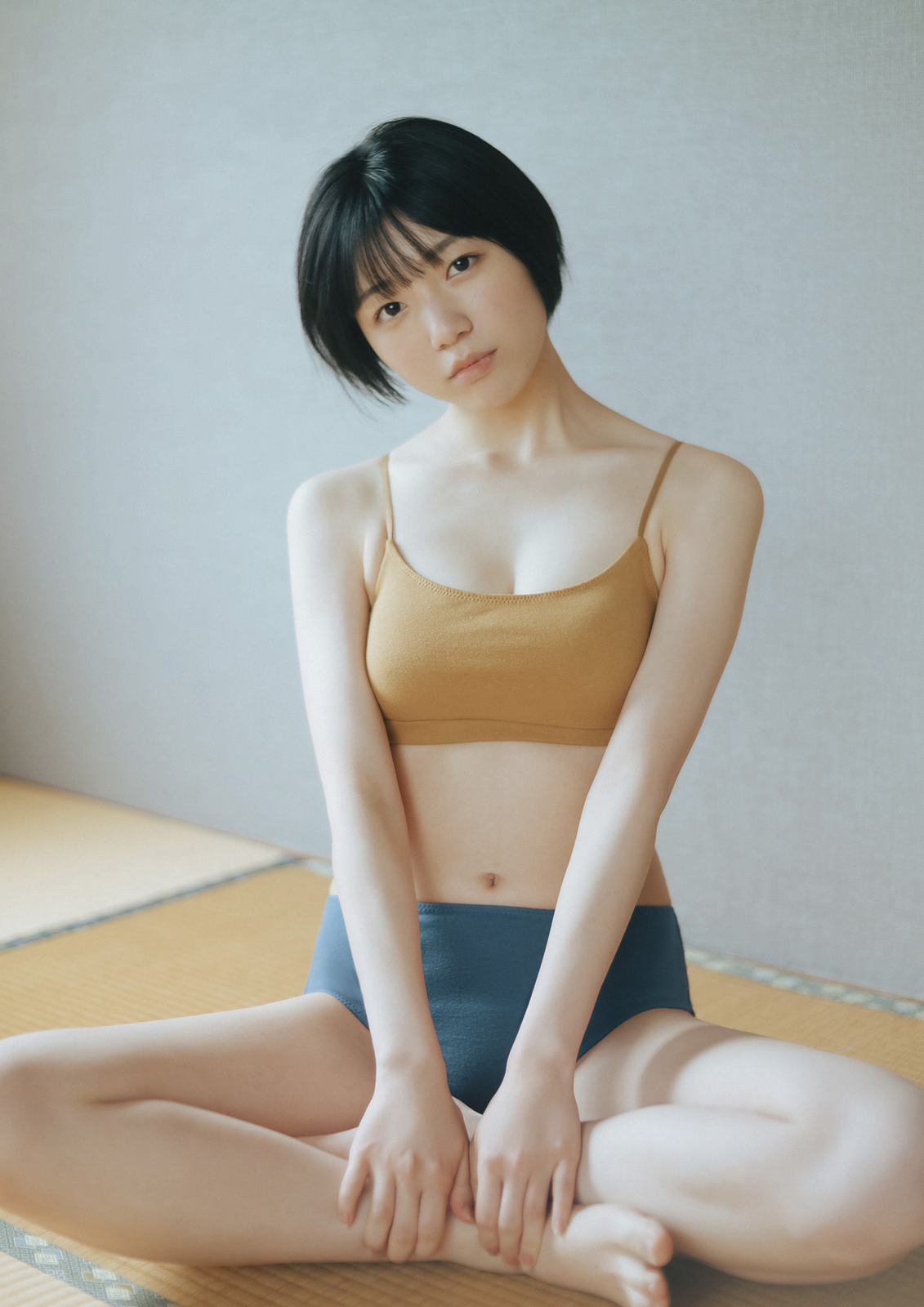 船井美玖水着画像