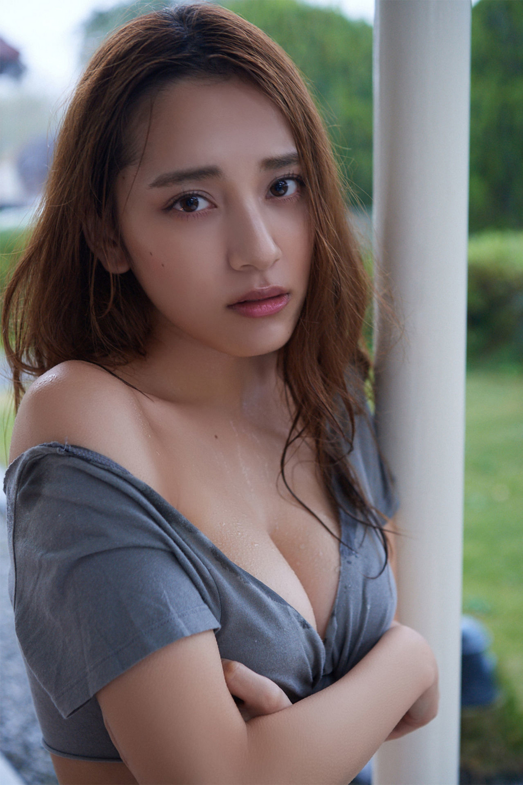 都丸紗也華水着画像