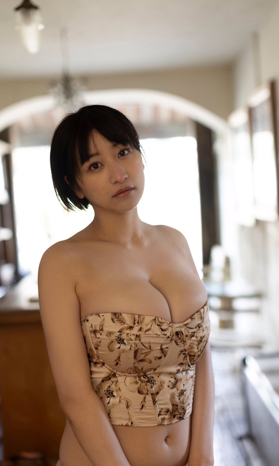 榎原依那水着画像