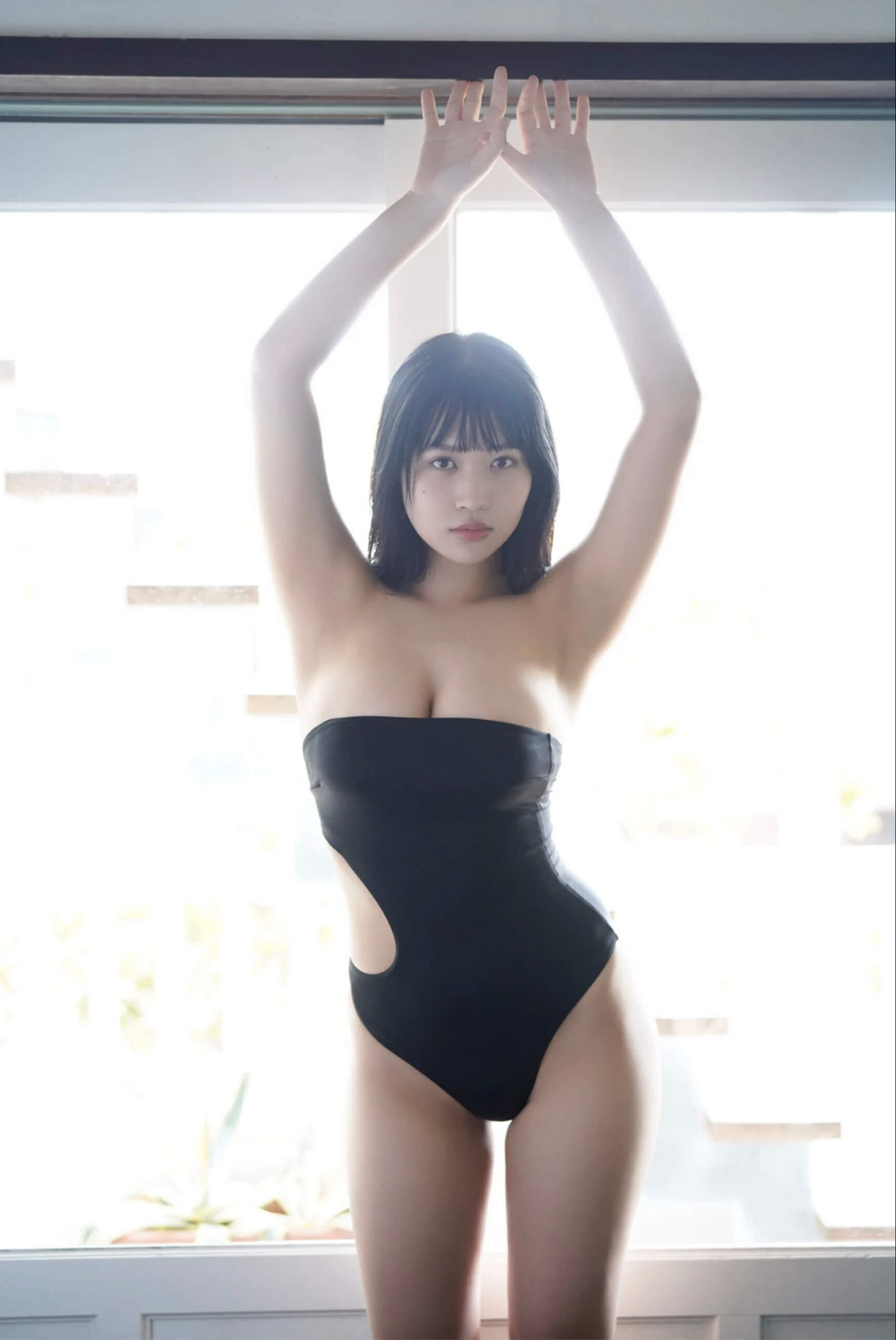 南みゆか水着画像