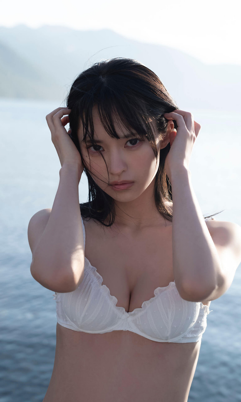 藤咲凪（中森千尋）水着画像