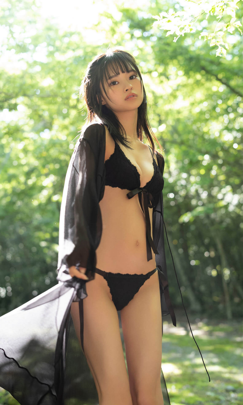 藤咲凪（中森千尋）水着画像