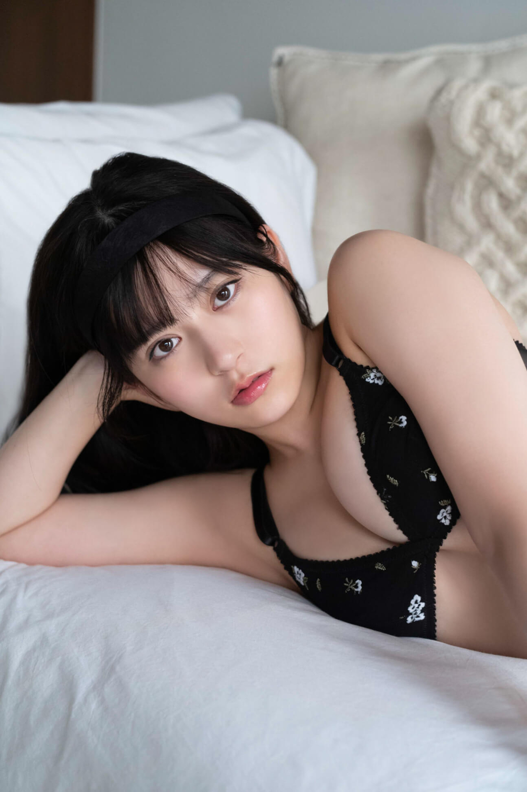 月足天音水着画像