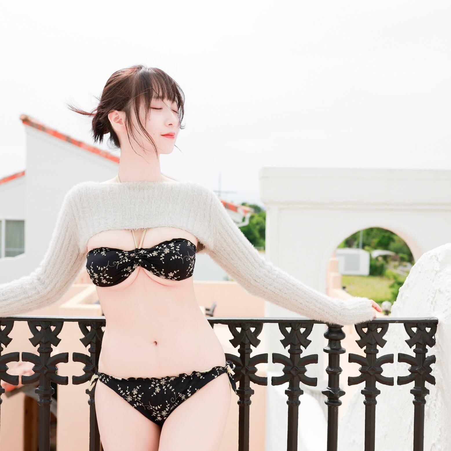伊織もえ水着画像