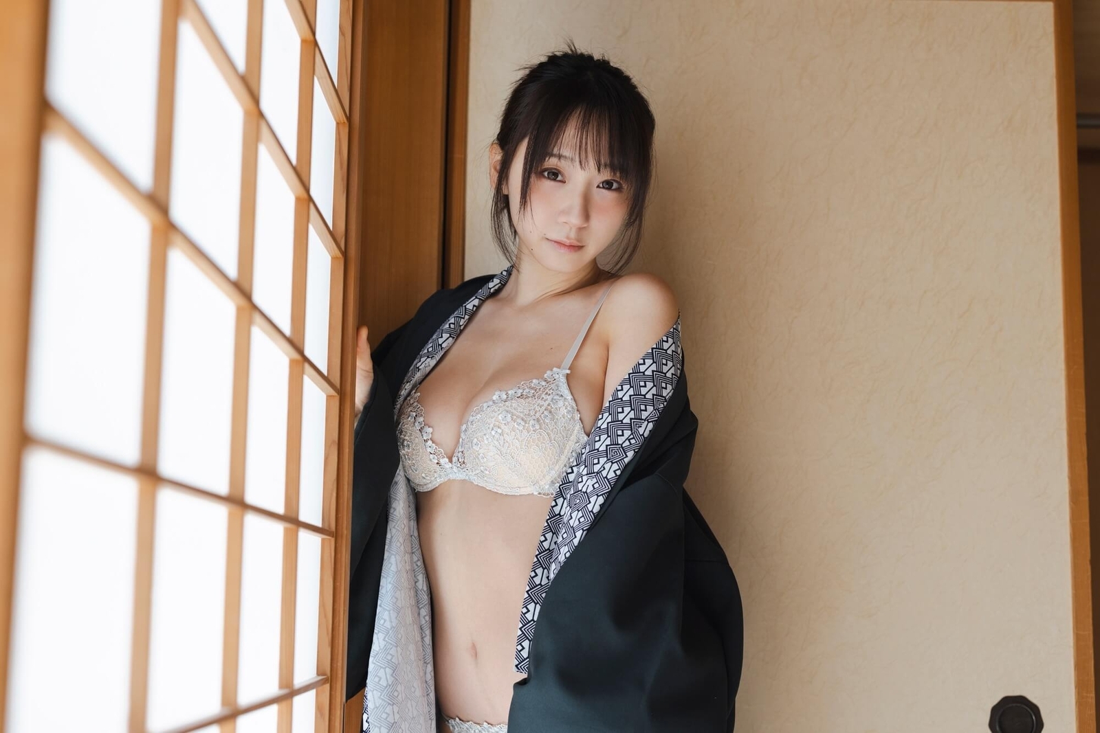 伊織もえ水着画像