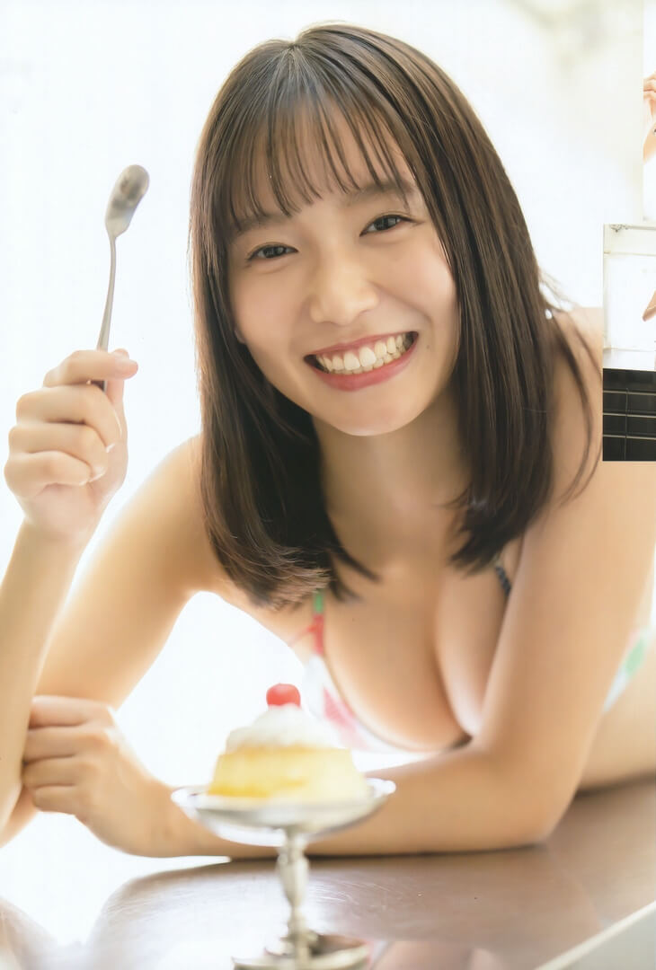 志田音々水着画像