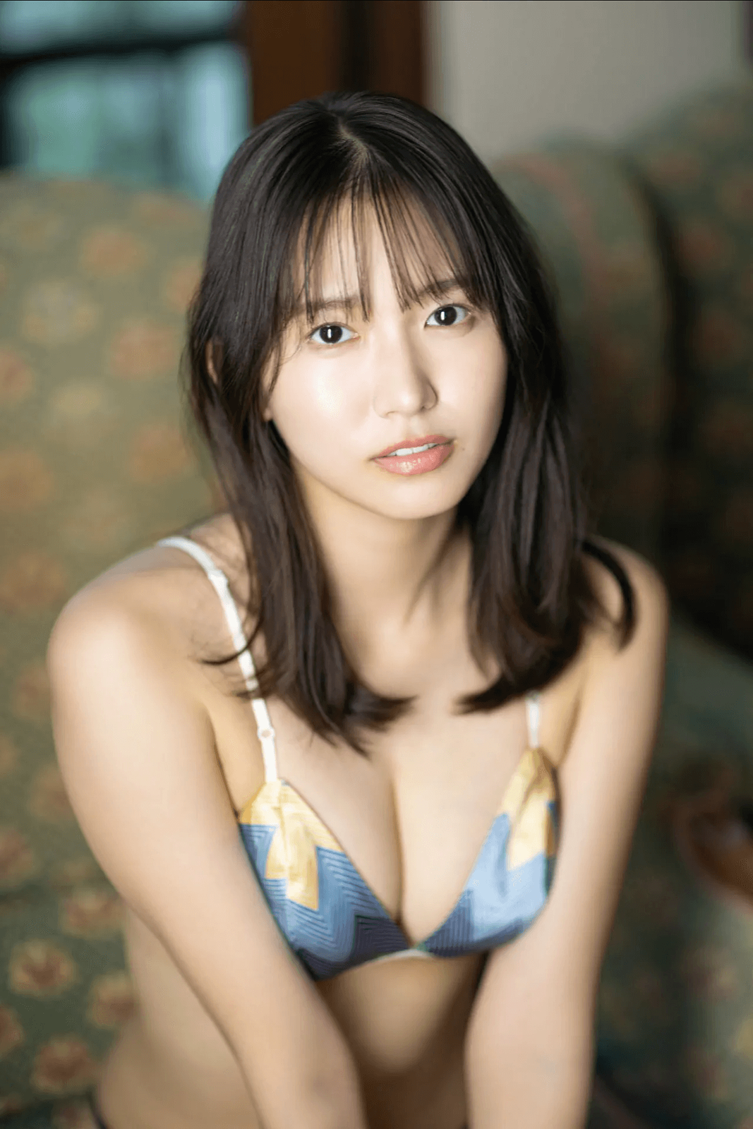 志田音々水着画像