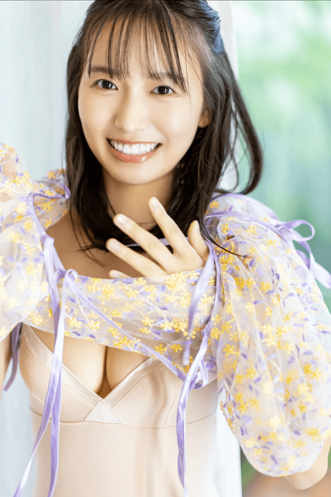 志田音々水着画像
