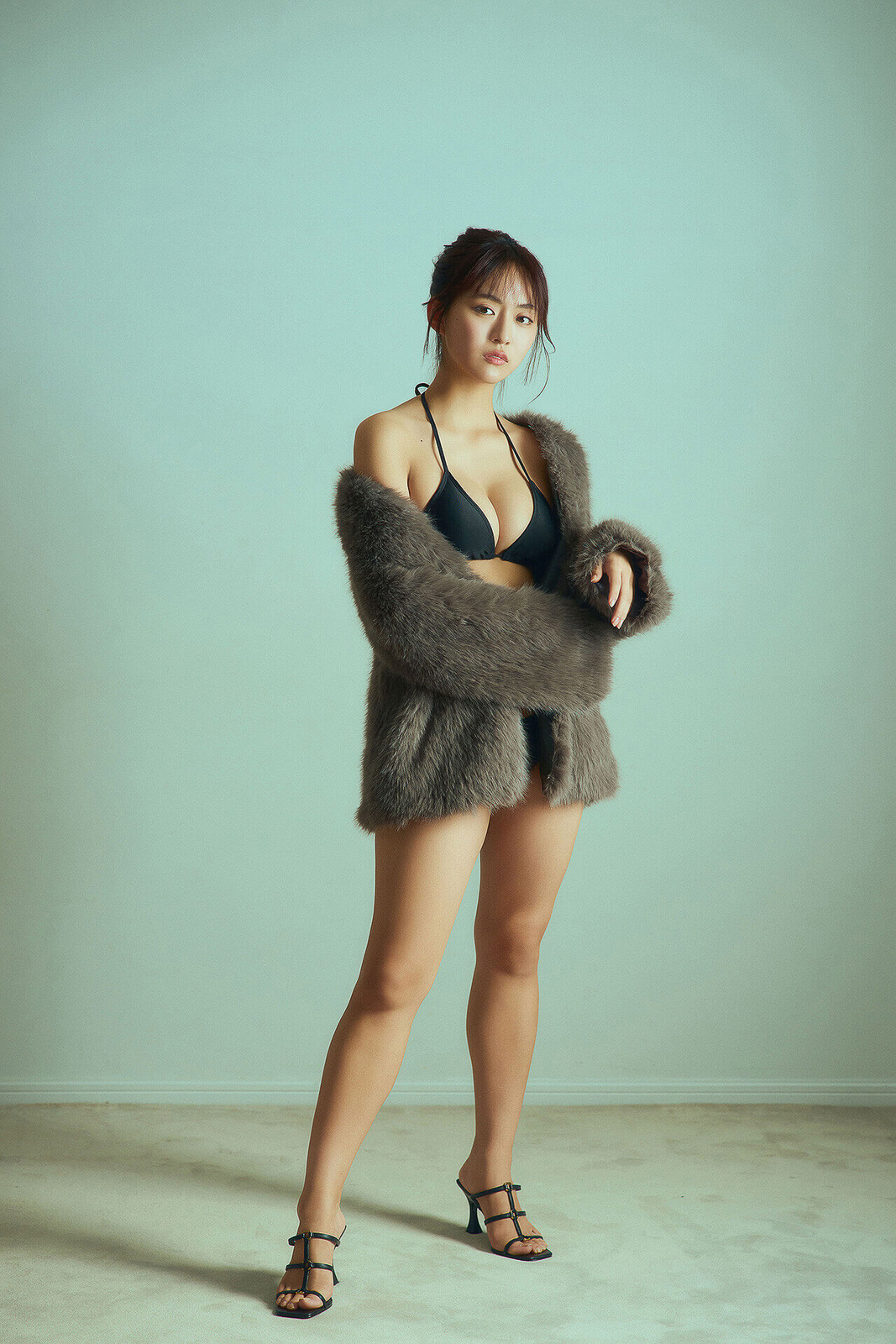 豊田ルナ水着画像