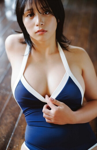 山岡雅弥水着画像