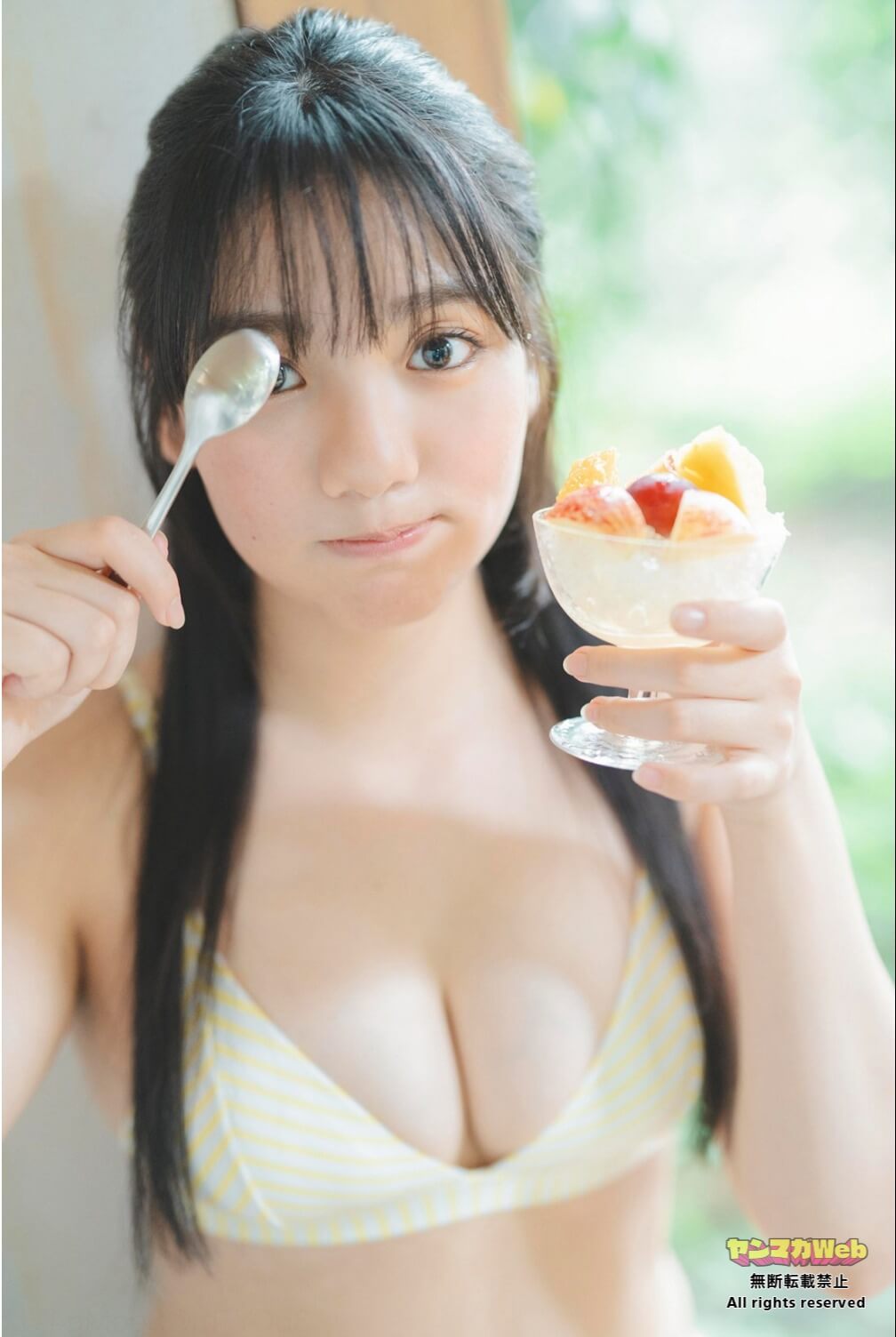 吉井しえる水着画像