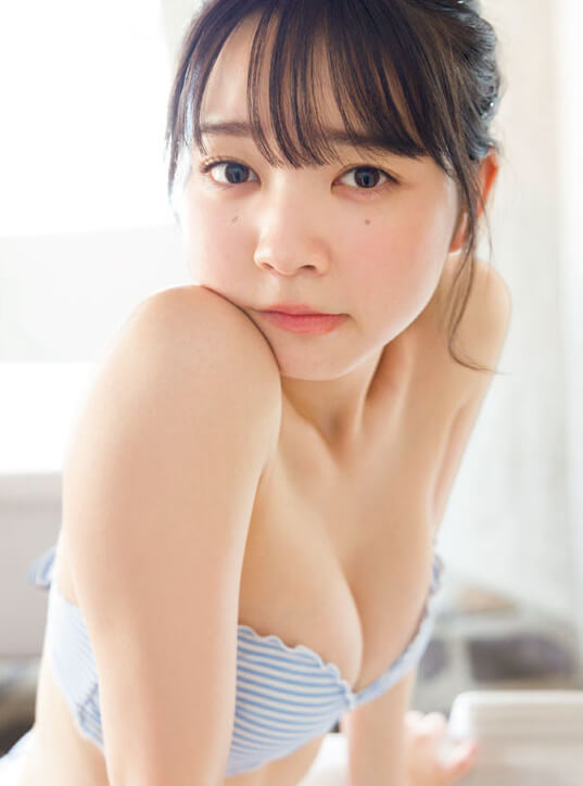 白雪はな水着画像