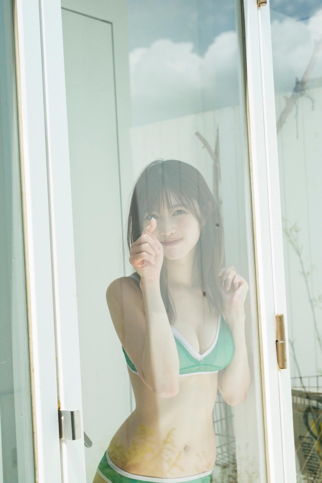大槻アイリ水着画像