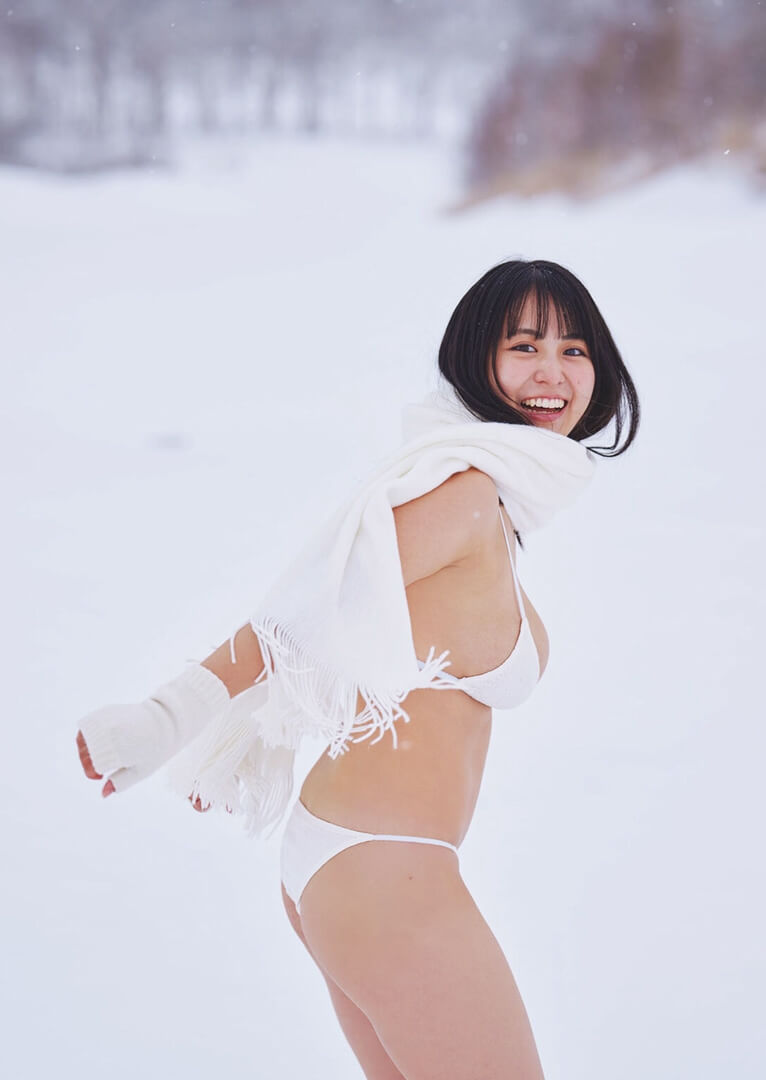 福井梨莉華水着画像