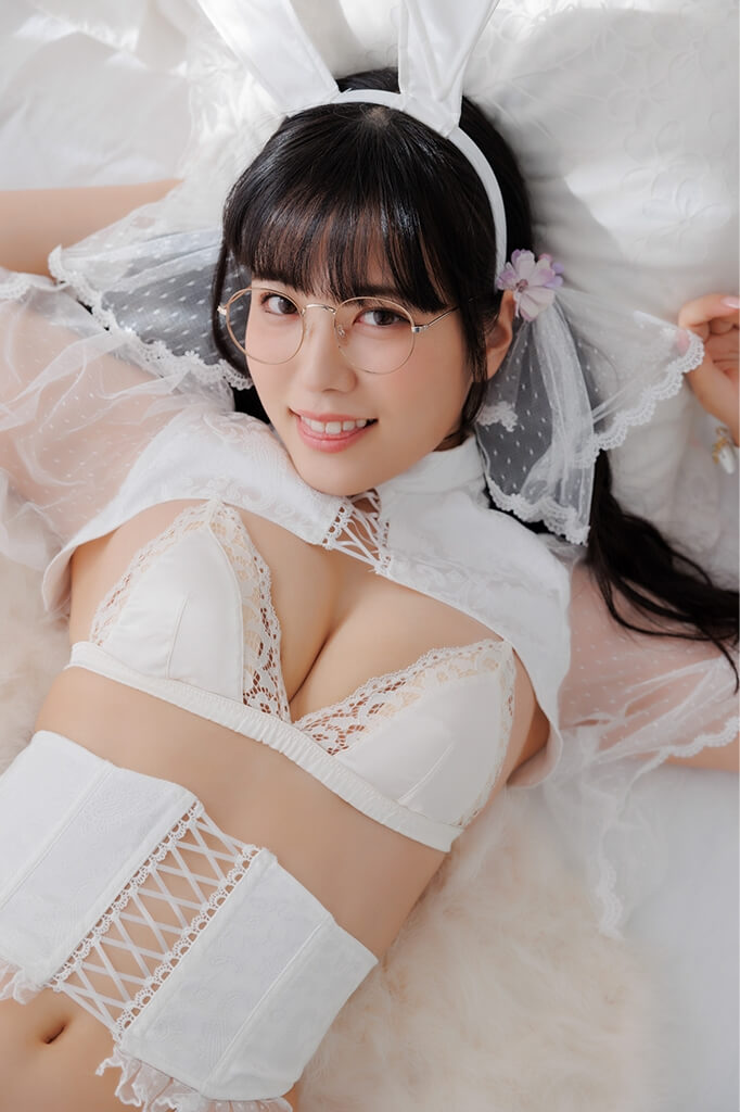 東雲うみ水着画像