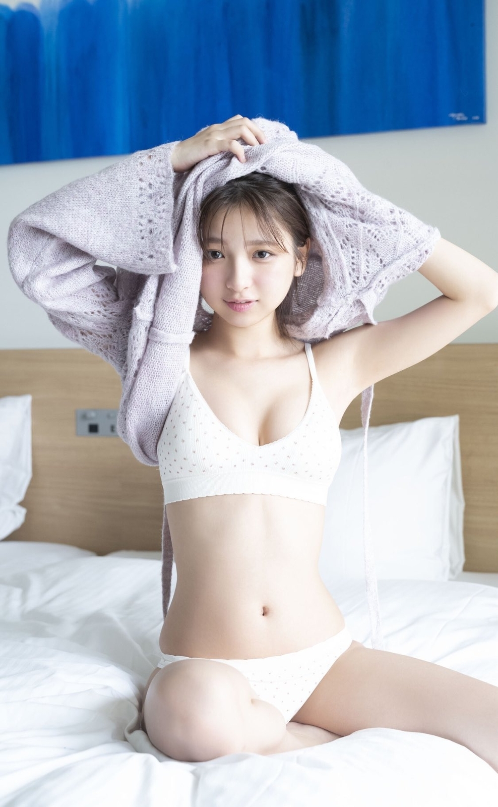 一ノ瀬瑠菜水着画像