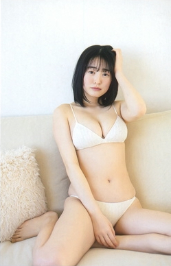 白濱美兎水着画像