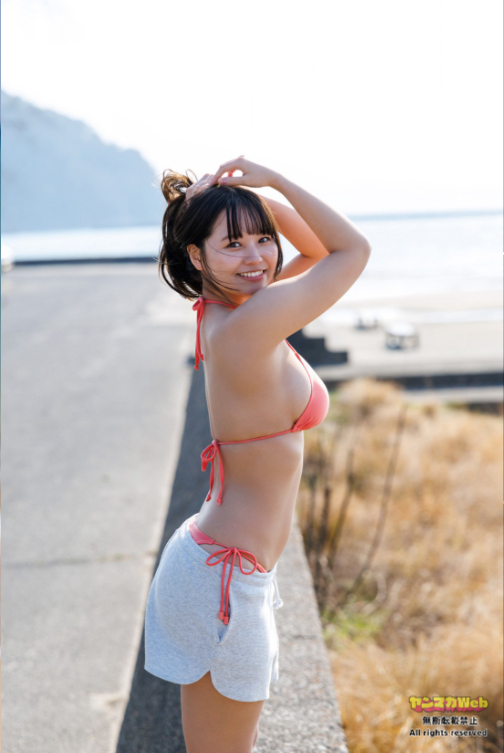 本郷柚巴水着画像