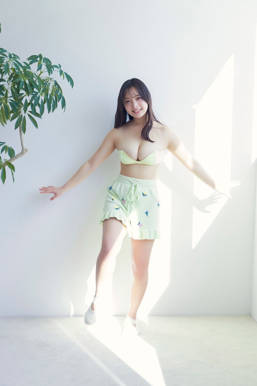 沢美沙樹水着画像