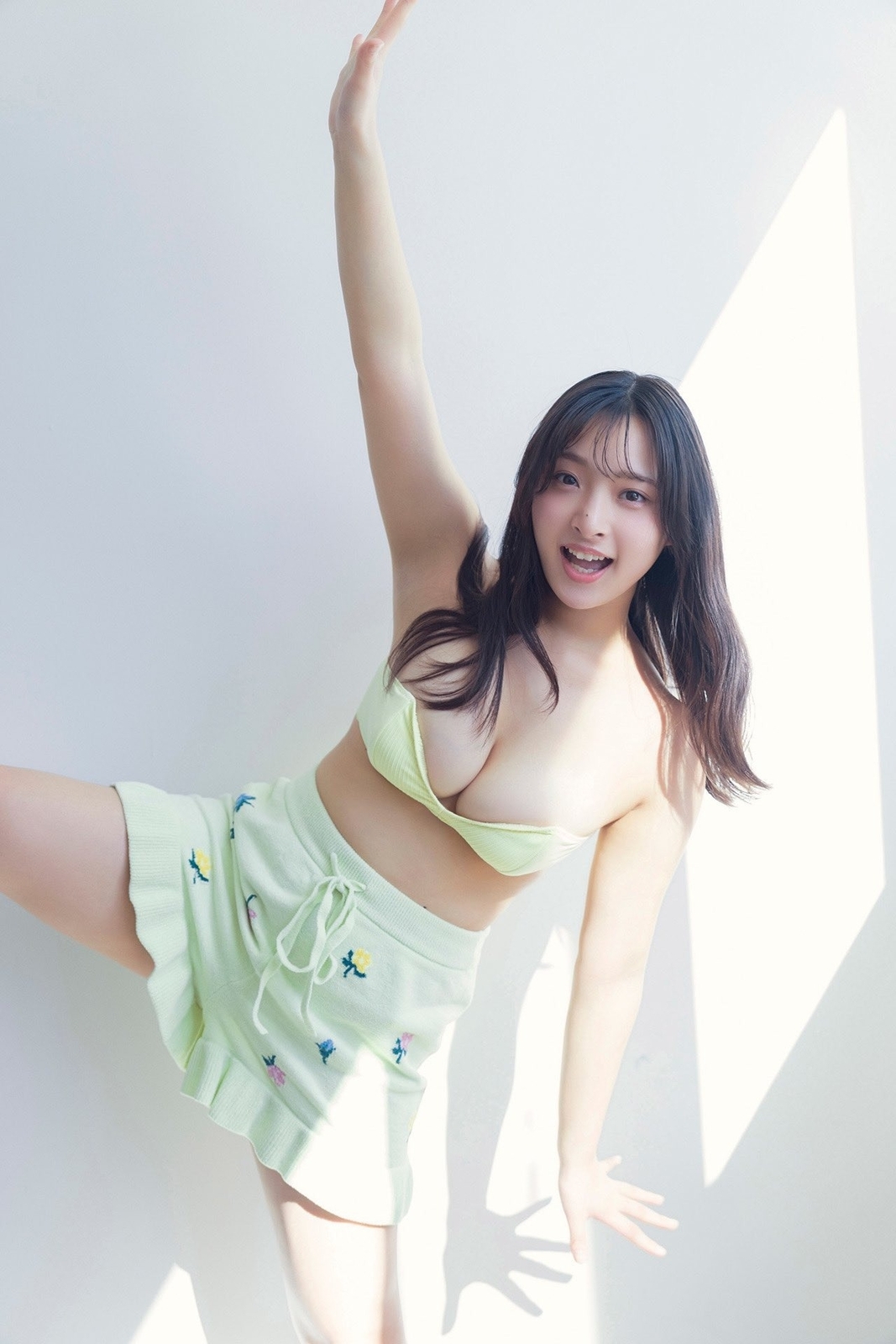 沢美沙樹水着画像