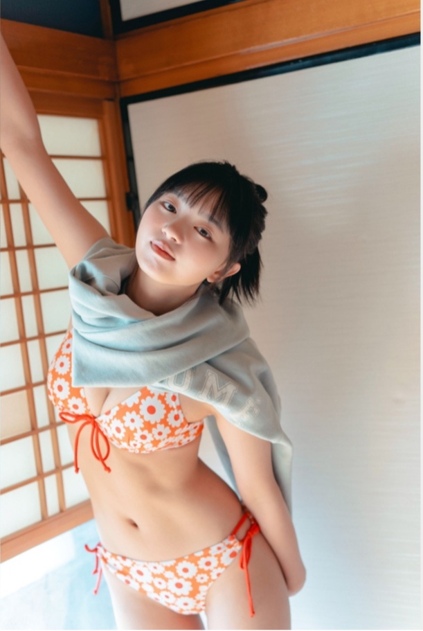 蒔埜ひな水着画像