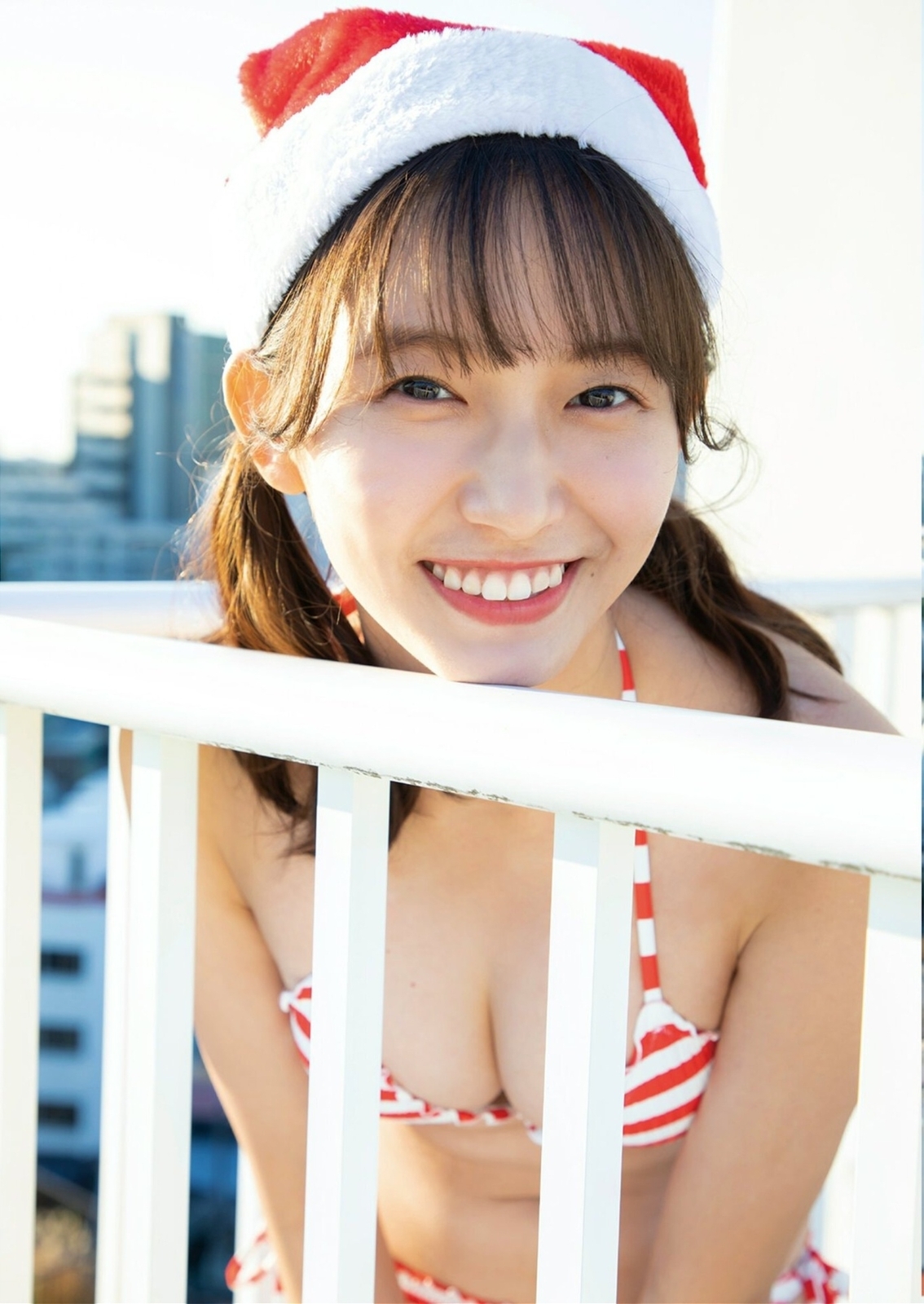 志田音々水着画像