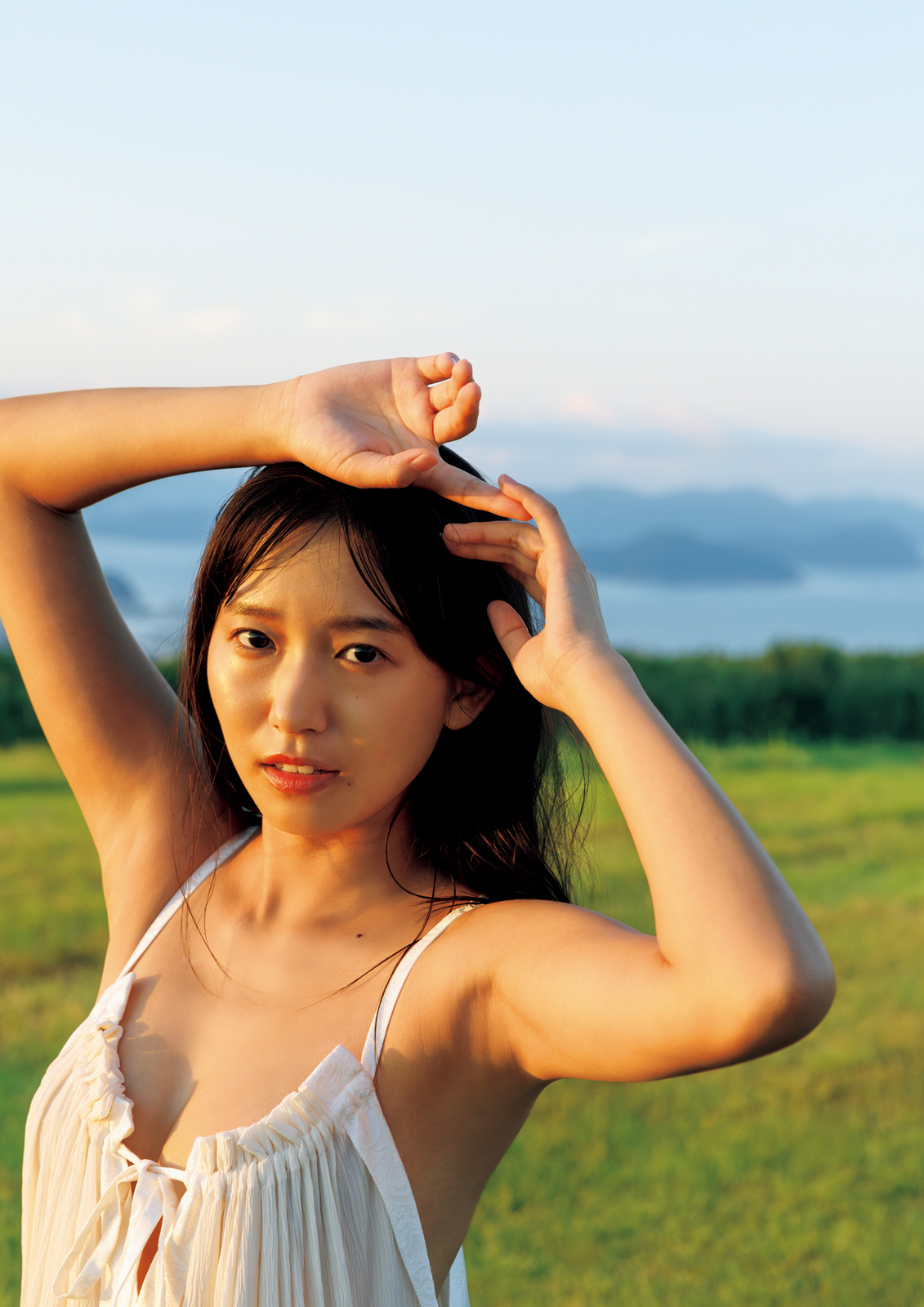 志田音々水着画像