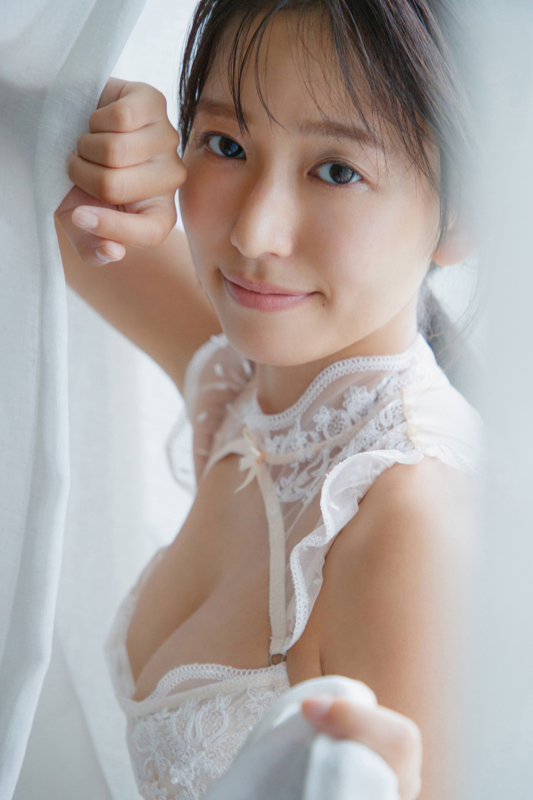 志田音々水着画像