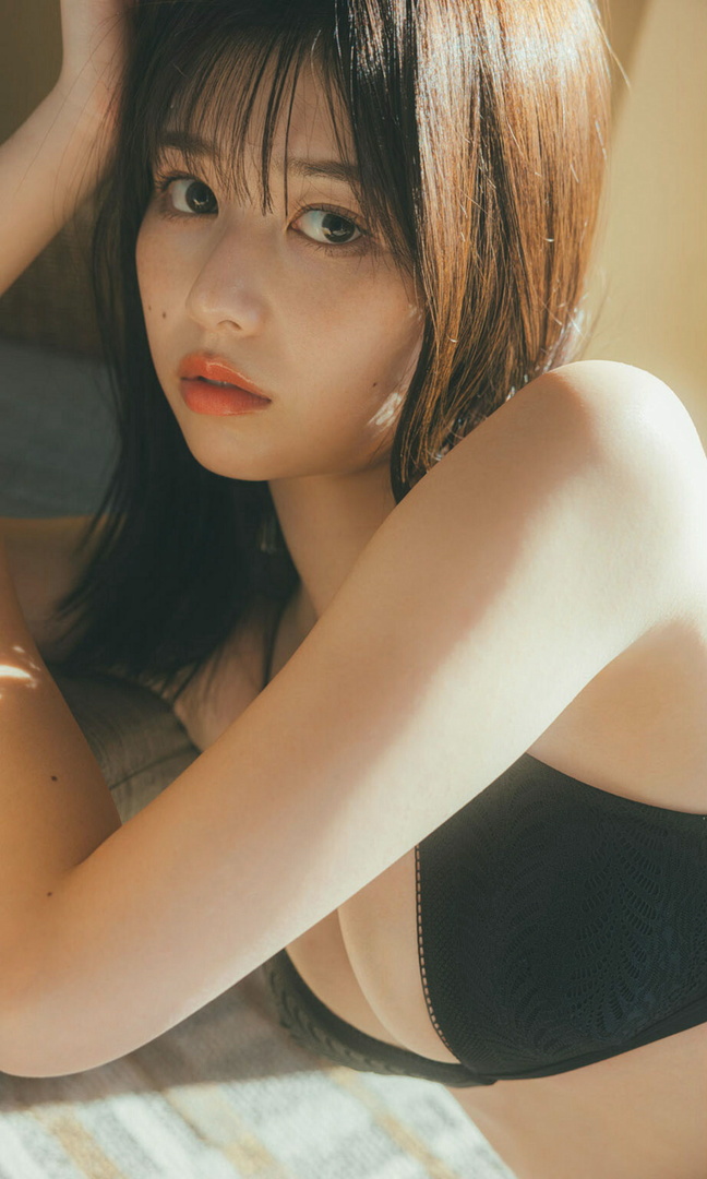 冴木柚葉水着画像