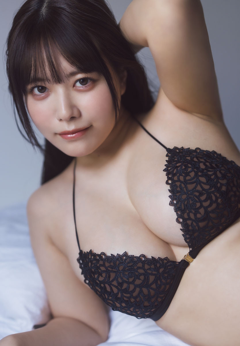 東雲うみ水着画像