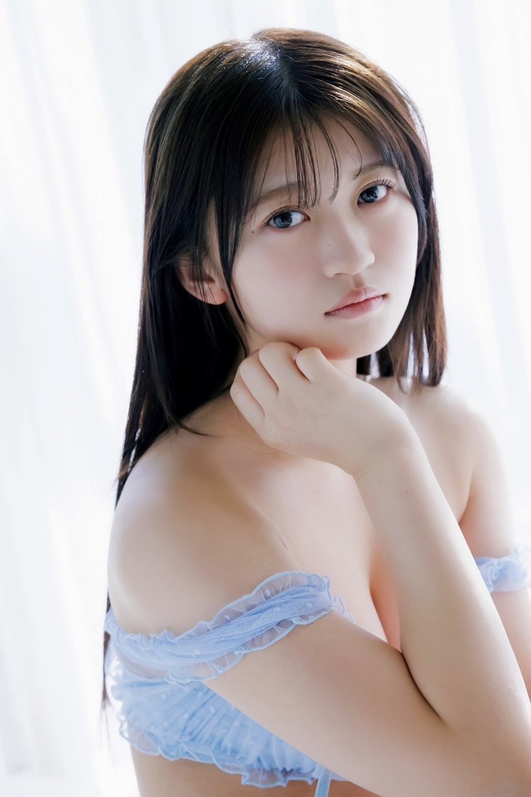 石原さき水着画像