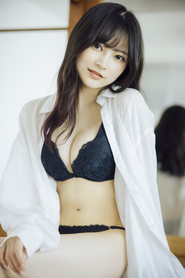 宇咲水着画像