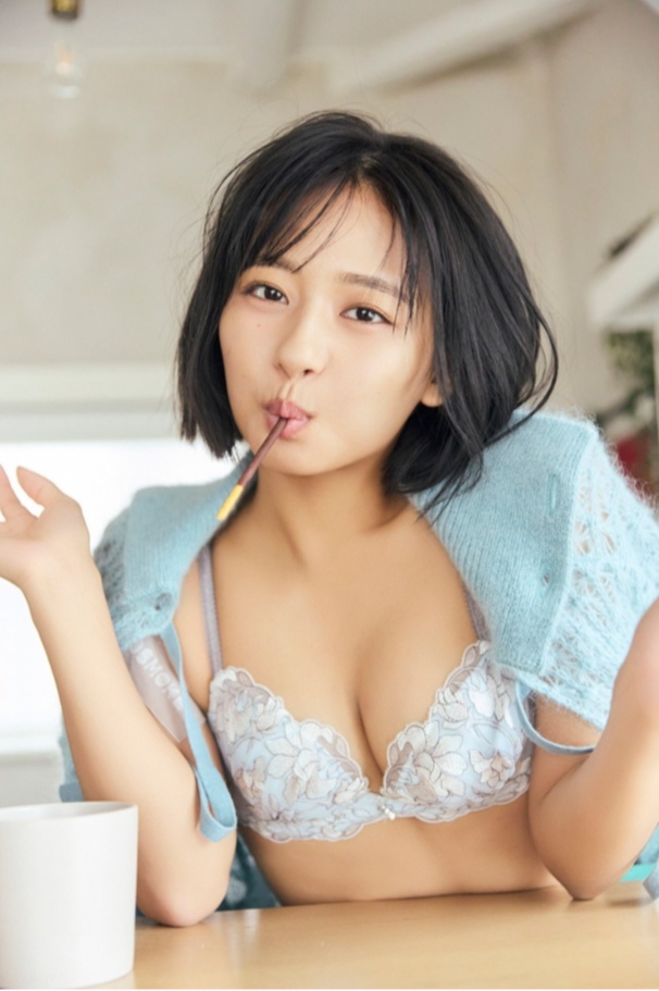 高倉菫（すみぽん）水着画像