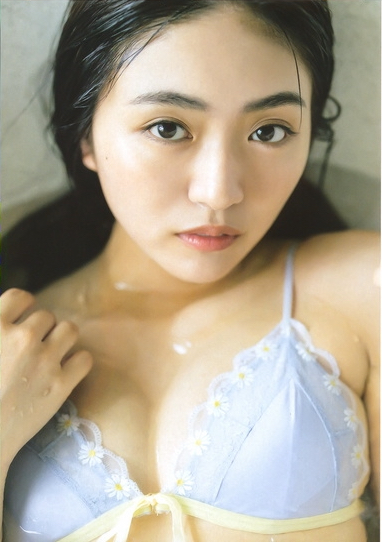 豊田ルナ水着画像
