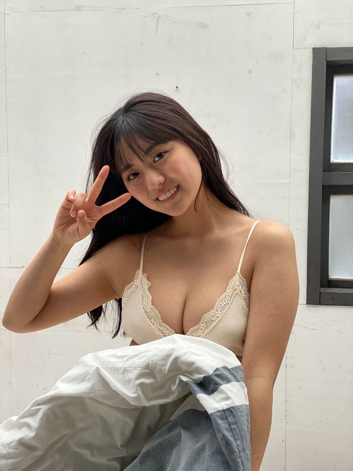 豊田ルナ水着画像