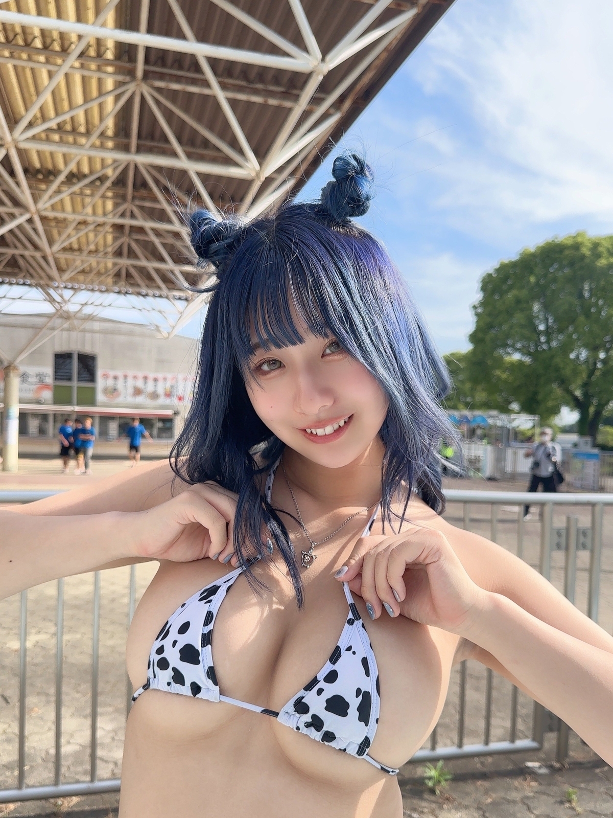 やしろじゅり。水着画像