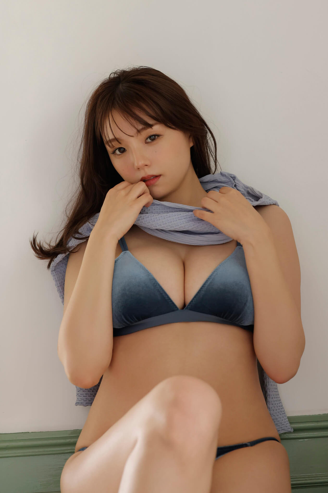 篠崎愛水着画像