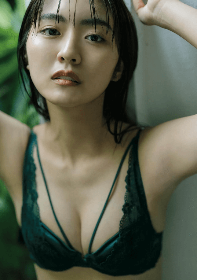 豊田ルナ水着画像
