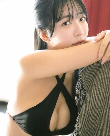 天羽希純水着画像