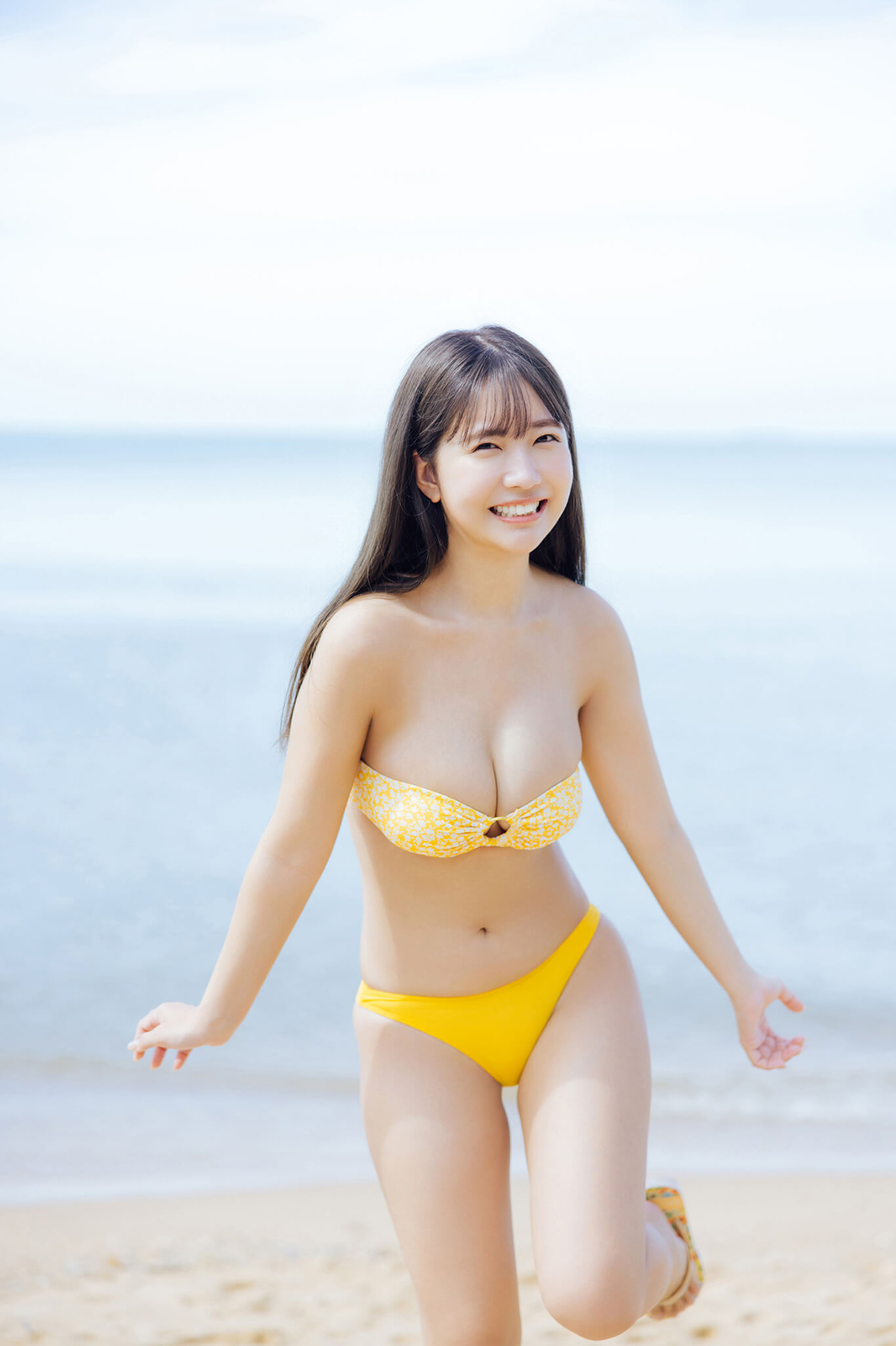天羽希純水着画像