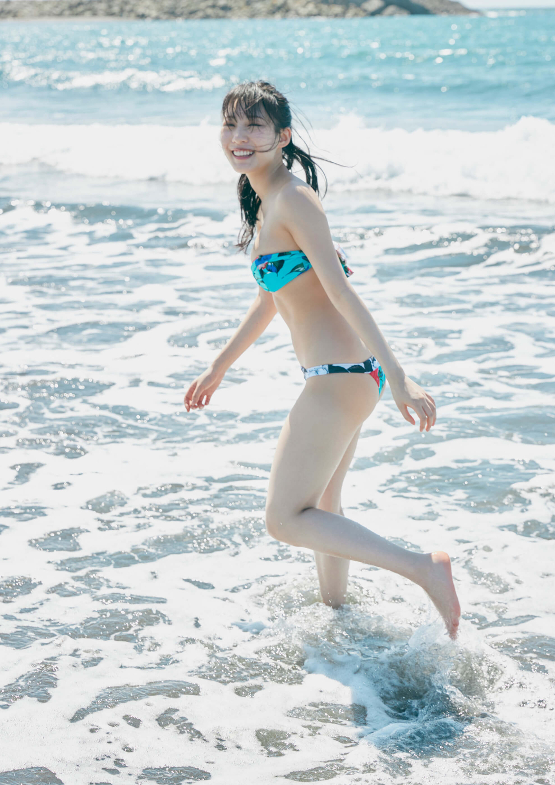横野すみれ水着画像