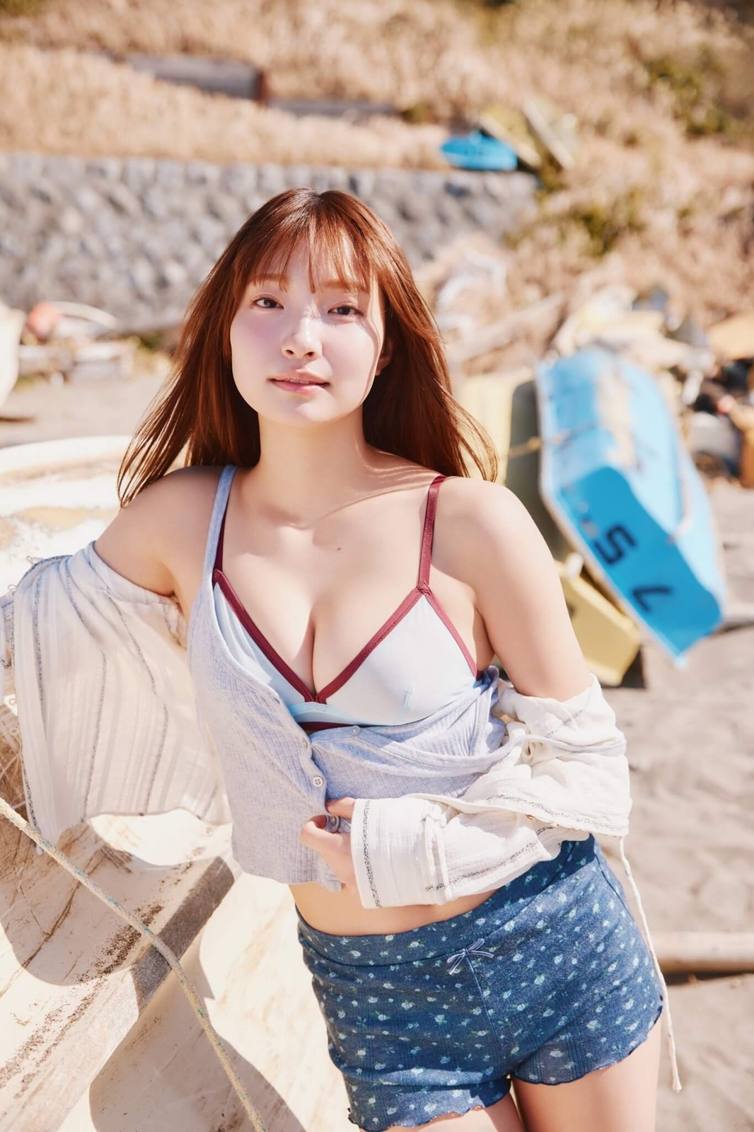 里仲菜月水着画像