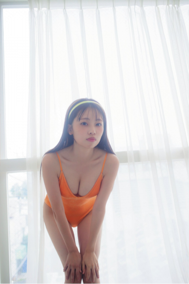 河本景水着画像