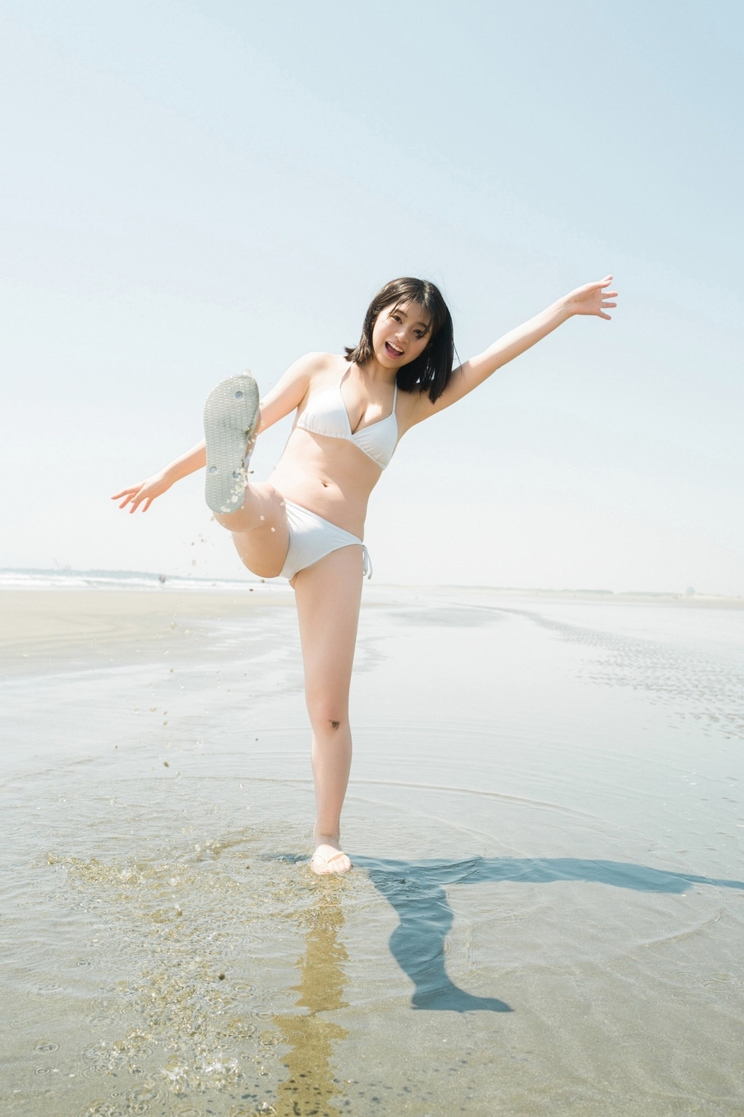 佐々木ほのか水着画像